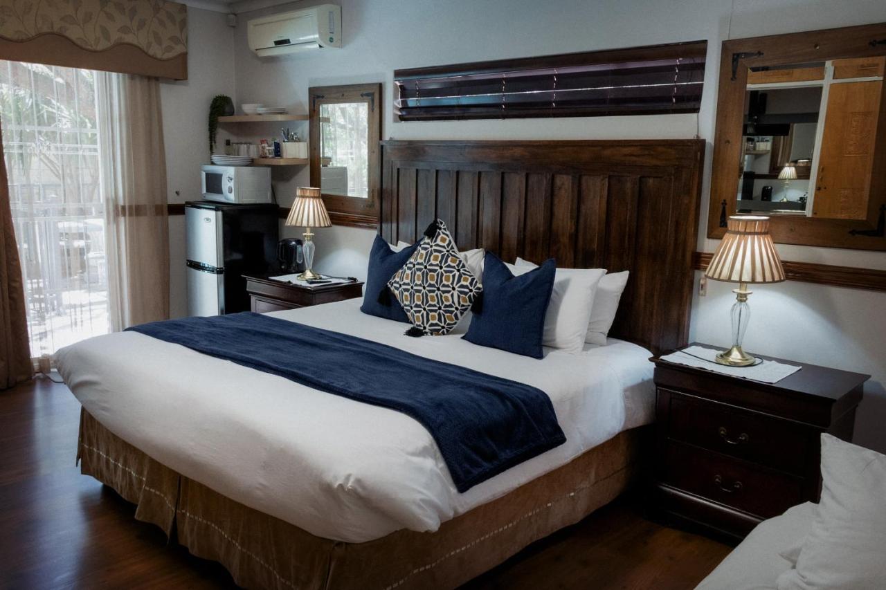 Park Living Guesthouse Bloemfontein Extérieur photo