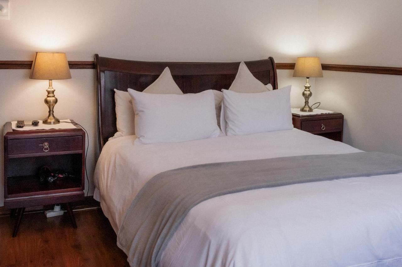 Park Living Guesthouse Bloemfontein Extérieur photo