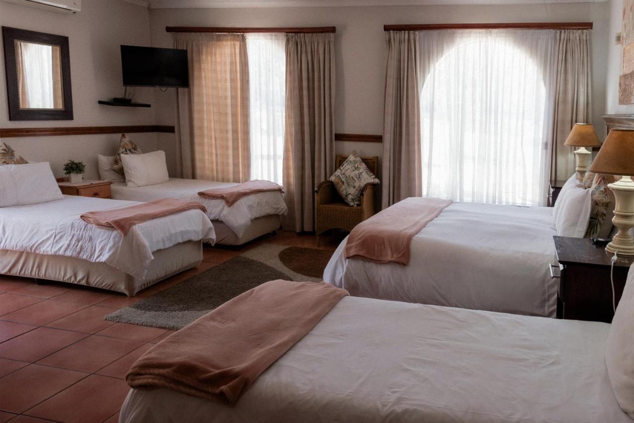 Park Living Guesthouse Bloemfontein Extérieur photo